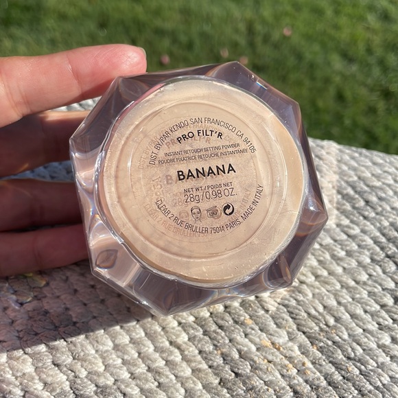Fenty Beauty Banana Powder! - Picture 2 of 3